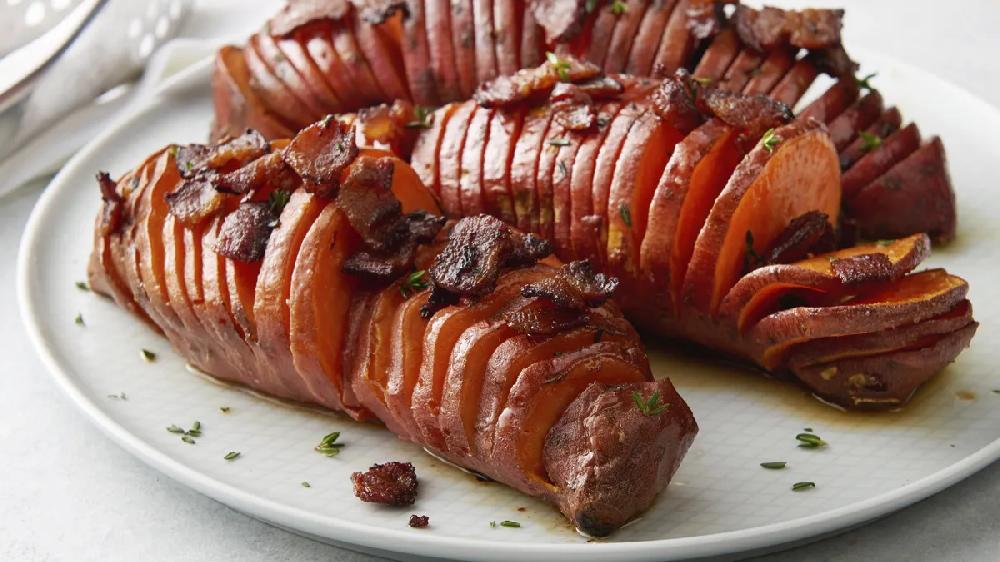 betty crocker Maple-Bacon Hasselback Sweet Potatoes