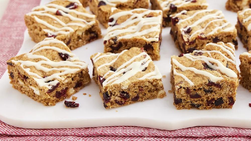 betty crocker Oatmeal Cranberry White Chocolate Cookie Bars