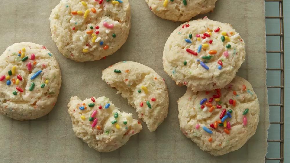 betty crocker Rainbow Chip Cake Batter Gooey Butter Cookies