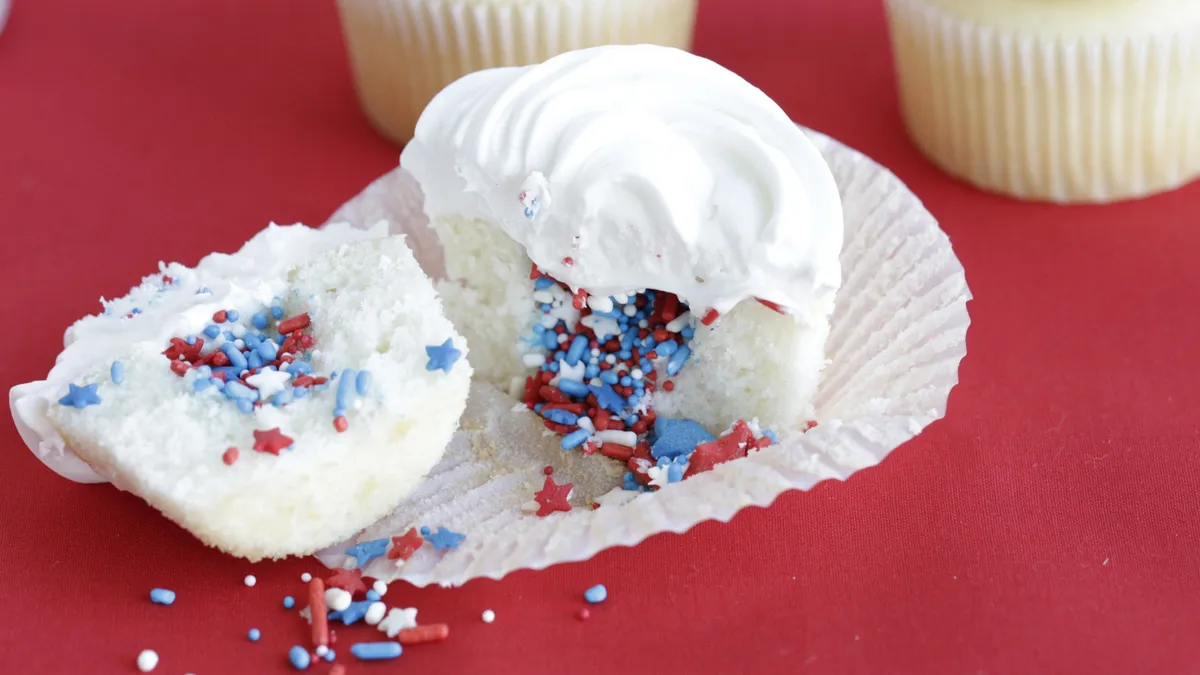 betty crocker Surprise on the Inside Red White and Blue Cupcakes