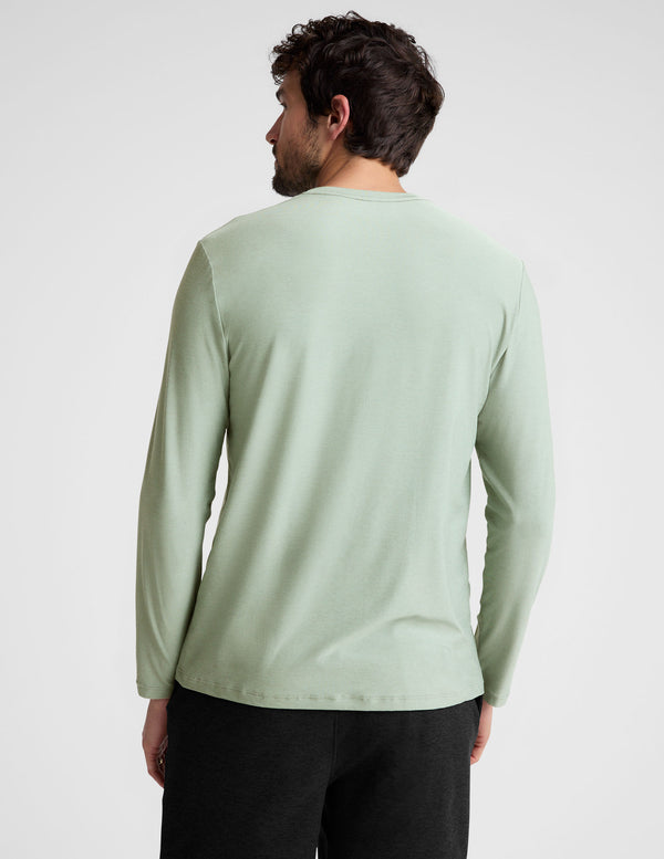 Beyond Yoga Always Beyond Men's Long Sleeve Crew 2.0