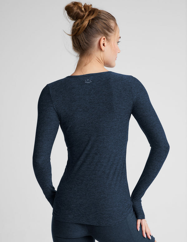 Beyond Yoga Featherweight Classic Crew Pullover