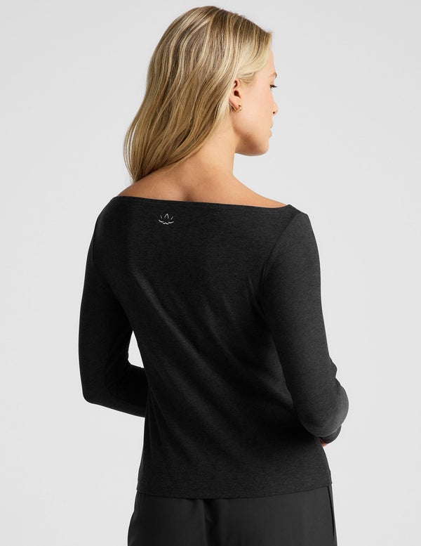 Beyond Yoga Featherweight Shoulder It Pullover
