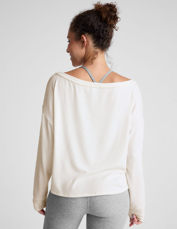 Beyond Yoga Let Loose Pullover