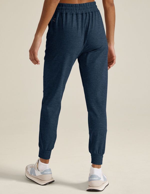 Beyond Yoga Spacedye Commuter Midi Jogger