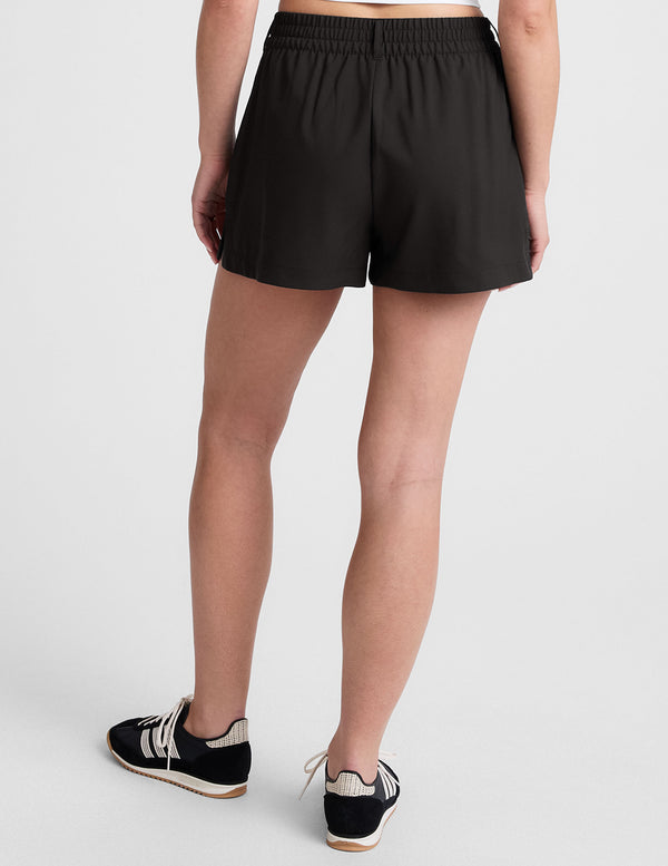 Beyond Yoga Status Shorts