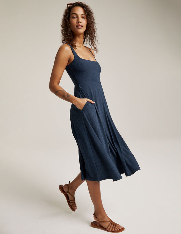 Beyond Yoga Featherweight At The Ready Square Neck Dress
