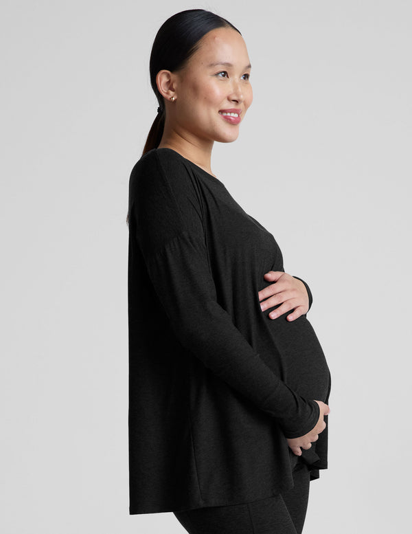 Beyond Yoga Featherweight Feels Like Home Long Sleeve Maternity Top
