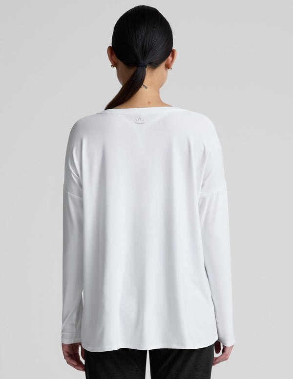 Beyond Yoga Featherweight Feels Like Home Long Sleeve Maternity Top
