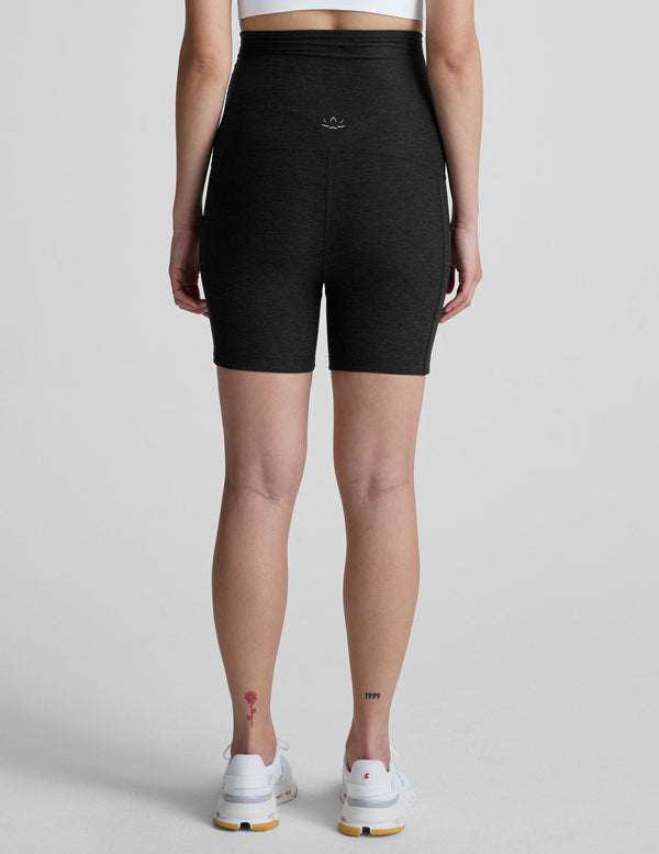 Beyond Yoga Spacedye Keep Pace 5" Maternity Pocket Biker Short