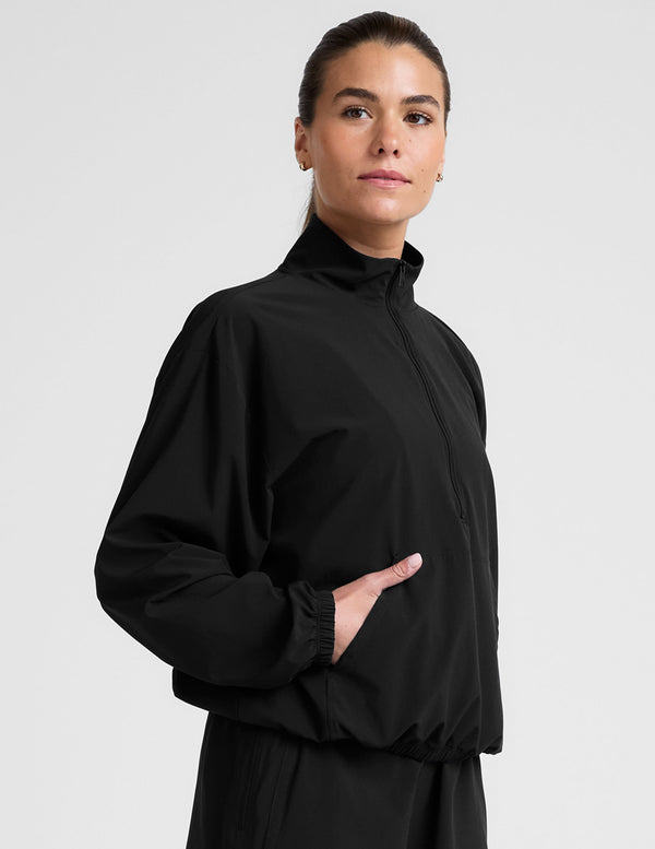 Beyond Yoga Stretch Woven In Stride Half Zip Pullover