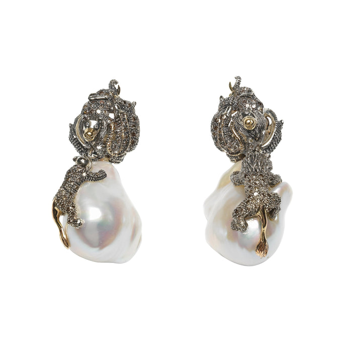 bibi van der velden Animal Earrings Baroque Pearls