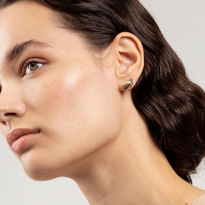 Bibi Van Der Velden Mini Scarab Gold Fly Wing Stud