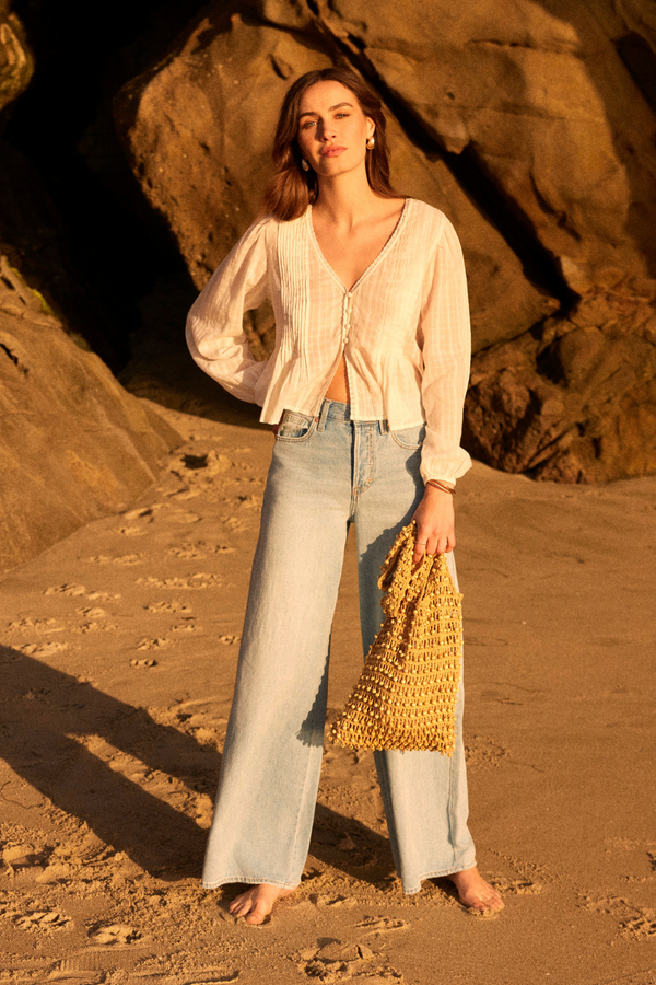 Bila Palacios Top Gardenia