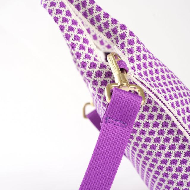 Bill Blass Sutton City Tote Mini