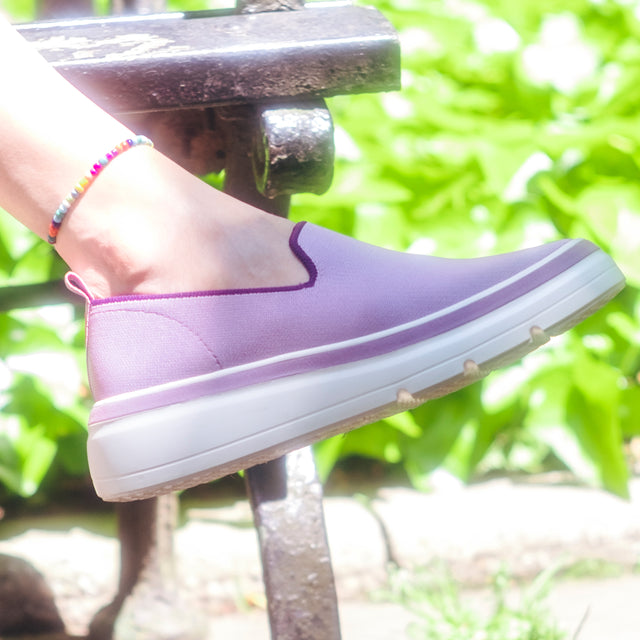 Bill Blass Sutton Knit Sneaker