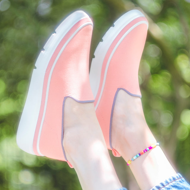 Bill Blass Sutton Knit Sneaker