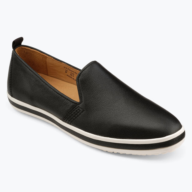 bill blass Sutton Leather Slip-on