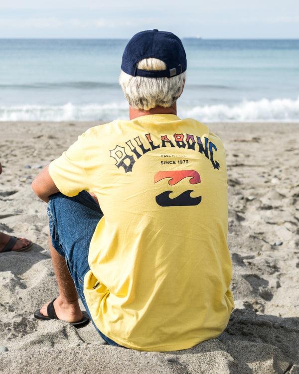 billabong Arch Fade Premium Short Sleeve T-Shirt - Dust Yellow