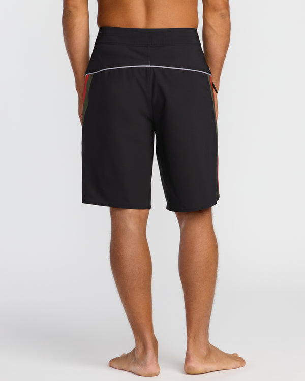 Billabong Straddie Pro Hi Boardshorts - Rasta