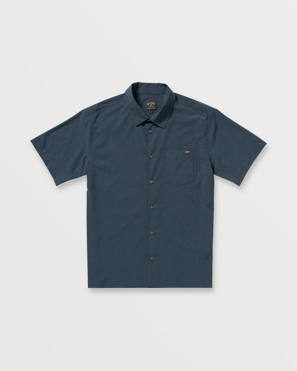 Billabong Surftrek Perf Short Sleeve Shirt - Navy
