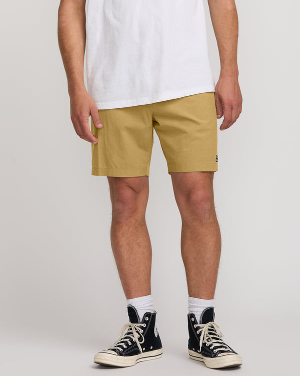 billabong Crossfire Wave Wash Submersible 18" Hybrid Shorts - Khaki