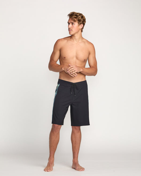 Billabong D Bah 2.0 Hi Pro Performance 19" Boardshorts - Washed Black