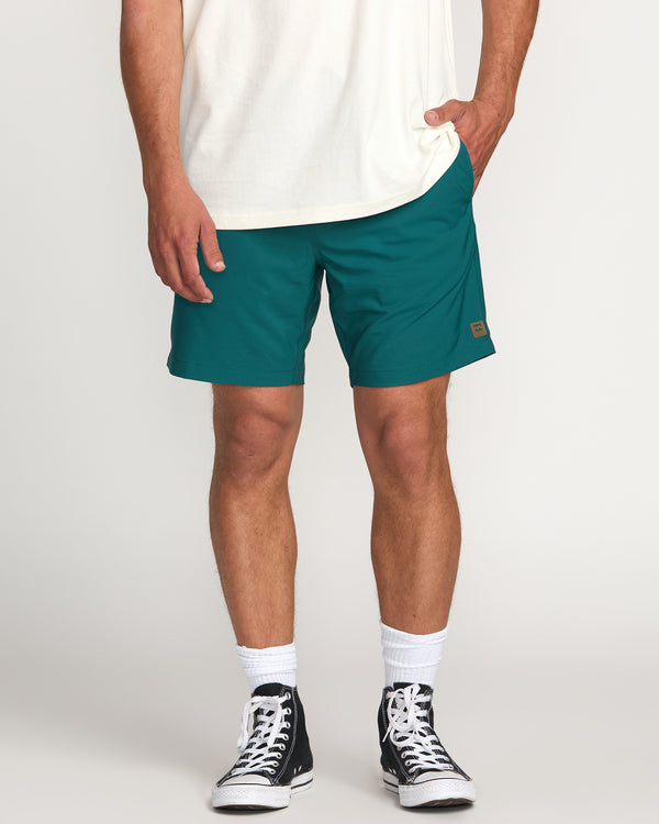 Billabong Surftrek Elastic Submersible 17" Hybrid Shorts - Marine