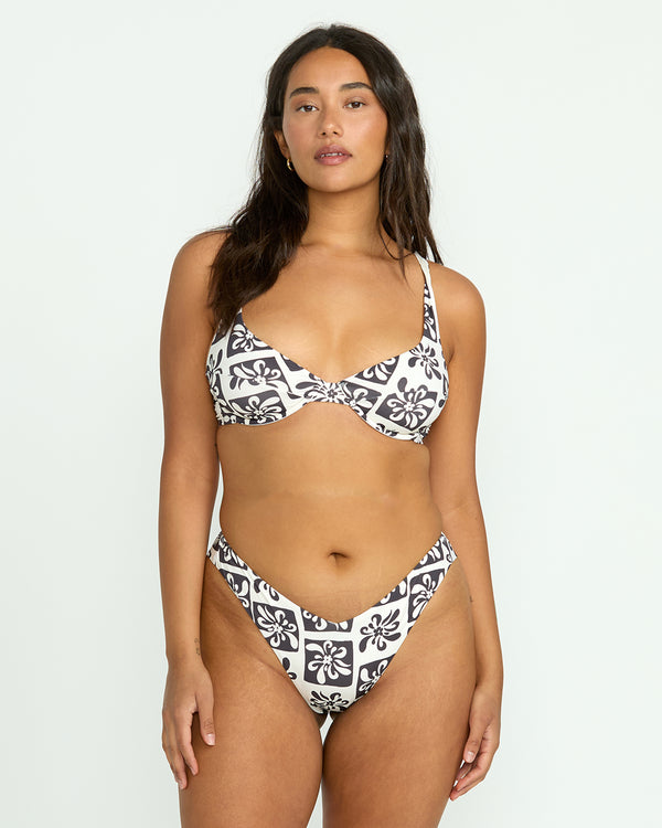 Billabong Ur A Legend V Hike Bikini Bottom - Black Sands