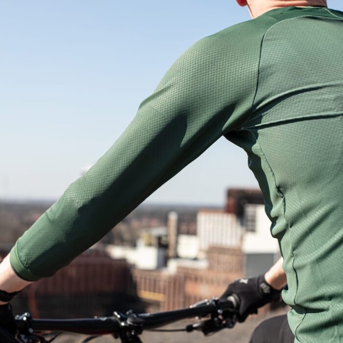 Bioracer ENDURO TECH JERSEY 3/4 Green - OLIVE