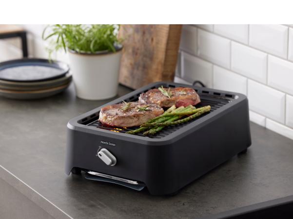 Bitz Nordic Sense Tabletop Grill 1200 Watt Black