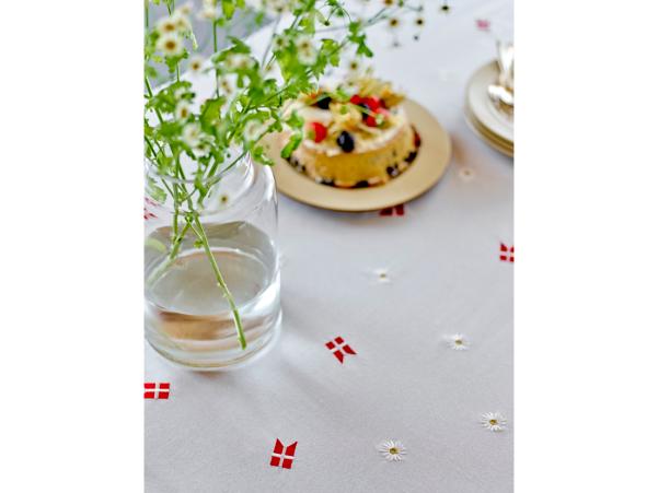 Bitz Södahl Tillykke Tablecloth 140 X 320 Cm