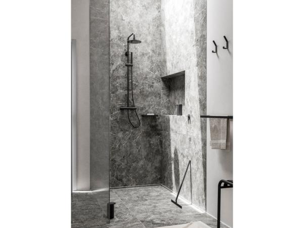 Bitz Zone Rim Towel Rail 44 X 7.5 X 2.5 Cm Black