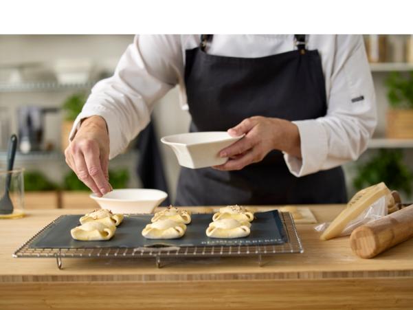 Bitz Blomsterbergs Cooling Rack 43 X 37 X 3 4 Cm Steel