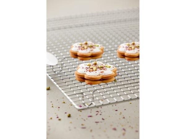 Bitz Blomsterbergs Cooling Rack 43 X 37 X 3 4 Cm Steel