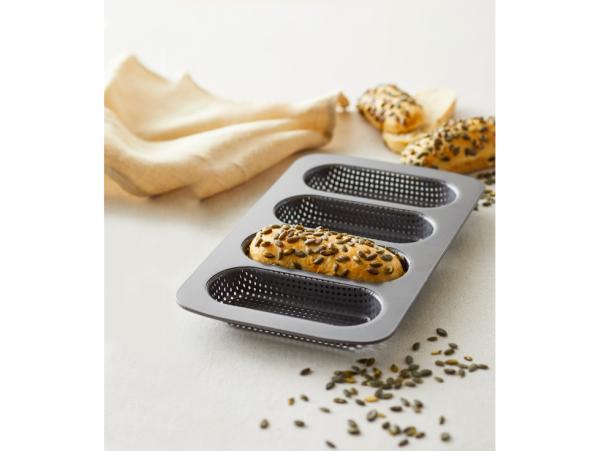 Bitz Blomsterbergs Sandwich Tin 34.6 X 21.5 X 3 Cm Carbon Steel