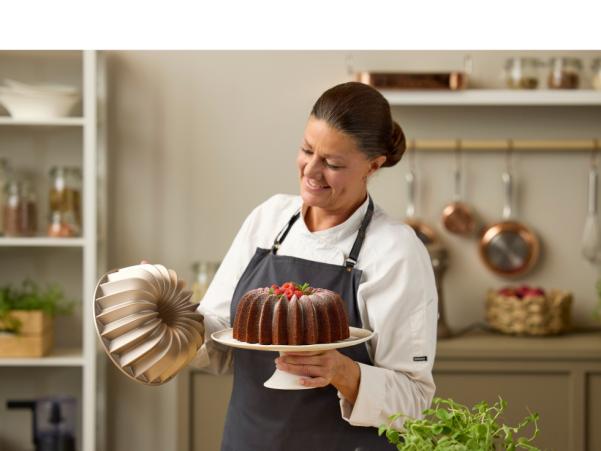 Bitz Blomsterbergs Slice Bundt Pan Dia 24 X 10 Cm Rose Gold