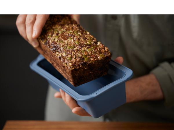 Bitz By Tareq Taylor Pecan Loaf Pan 26 X 11 X 8 Cm Indigo