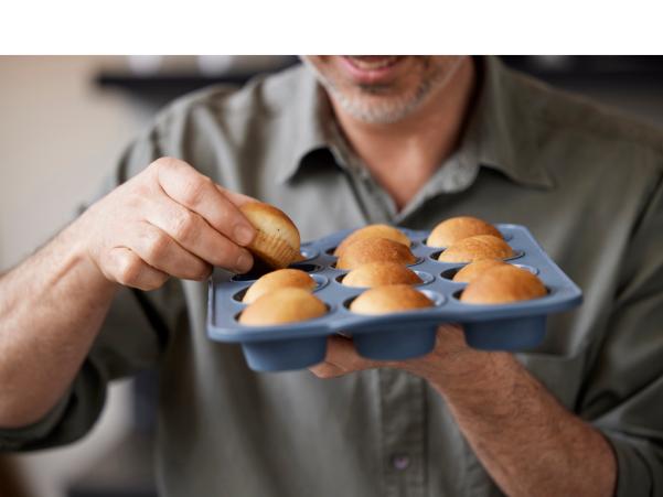 Bitz By Tareq Taylor Pecan Muffin Pan For 12 Pcs. 33 X 24 X 4.3 Cm Indigo