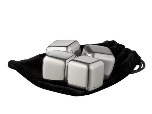 Bitz Funktion Whisky Stone 2 5 X 2 5 X 2 5 Cm 4 Pcs