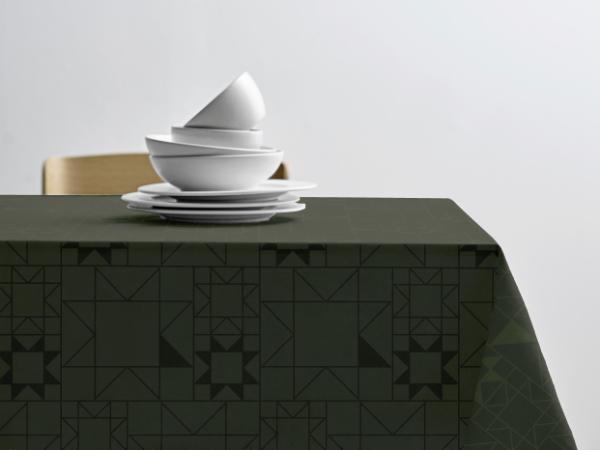 bitz Södahl Star Damask Christmas tablecloth 140 x 220 cm Forest green
