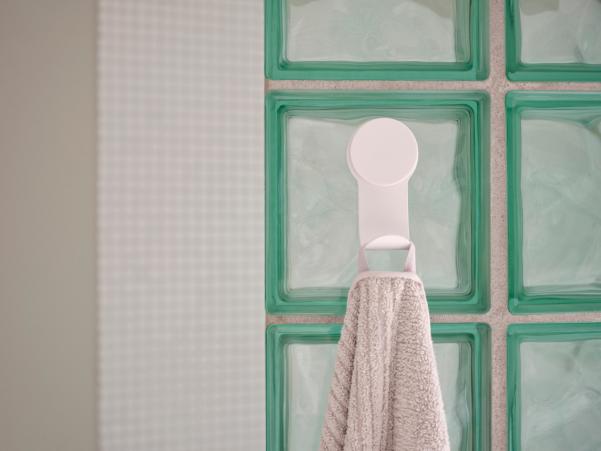 Bitz Zone Denmark Puck Hook Single Hook 5 8 X 14 Cm White