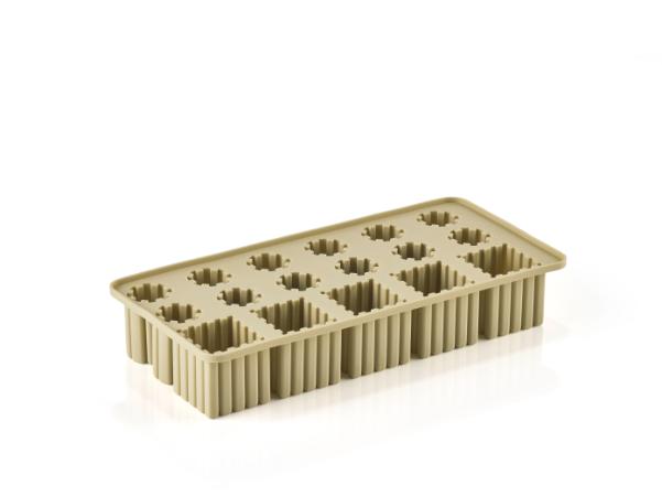 Bitz Zone Denmark Singles Ice Cube Tray 22 X 11.2 X 3.9 Cm Leek Green