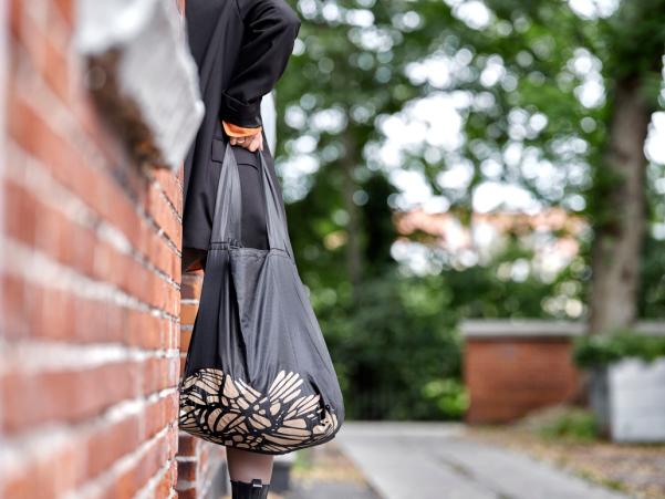 Bitz Zone Singles Shopping Bag 20 X 7 X 28 Cm Sky Blue/Squid