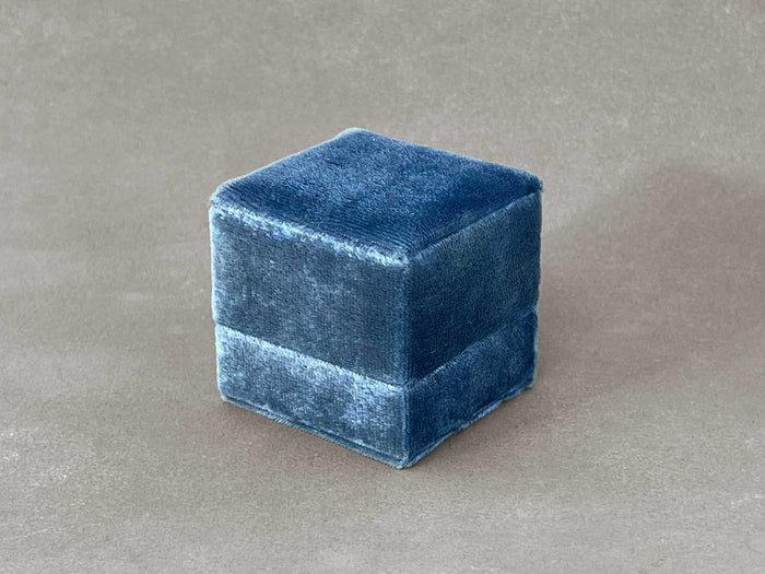 Bjorg Velvet Ring Box