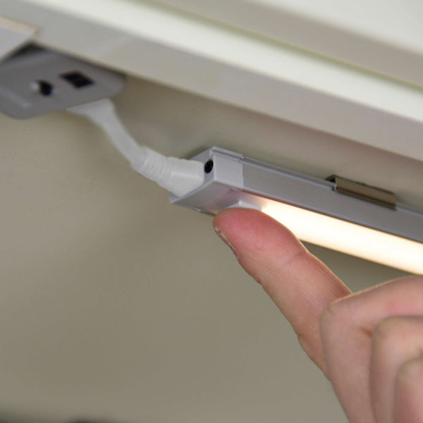black decker 1-Bar Led Under Cabinet Lighting Kit Natural Daylight 12"