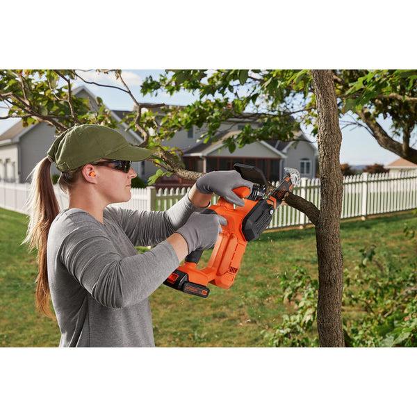 black decker 20V MAX* 6 in. Cordless Pruning Chainsaw Kit