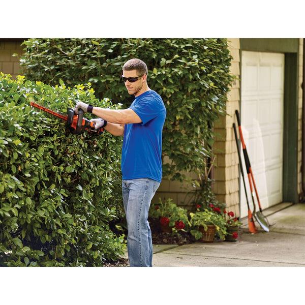 black decker 20V MAX*Lithium 22 in. POWERCUT Hedge Trimmer