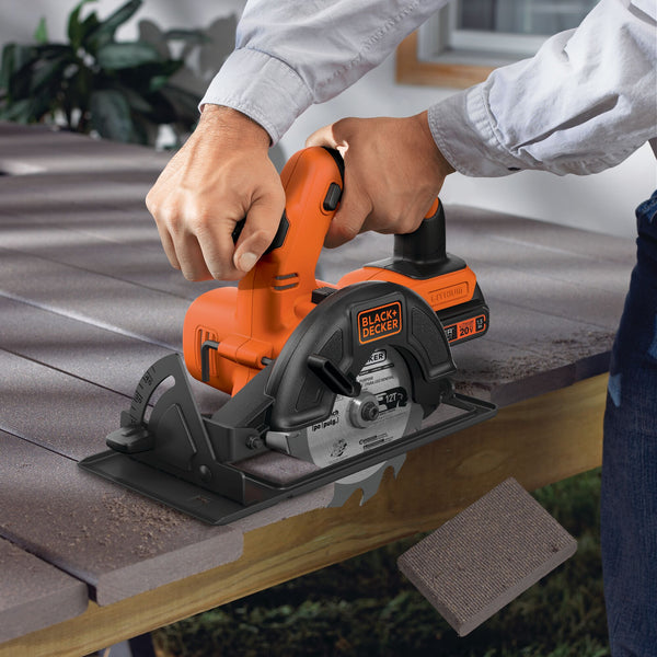 black decker 20V MAX* Lithium Ion 4 Tool Combo Kit: Drill/Driver Circular Saw Reciprocating Saw and Work Light