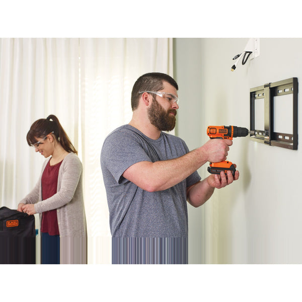 black decker 20V MAX* Lithium Ion Drill/Driver + 68 Piece Project Kit